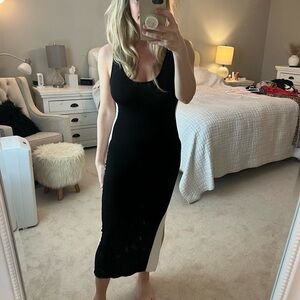 Black and White Sleeveless Stretch Dress